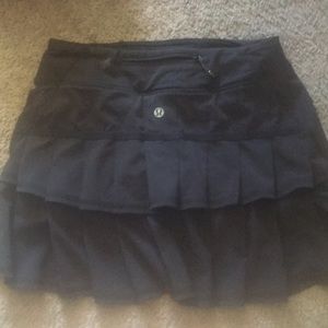 Lululemon skirt w shorts